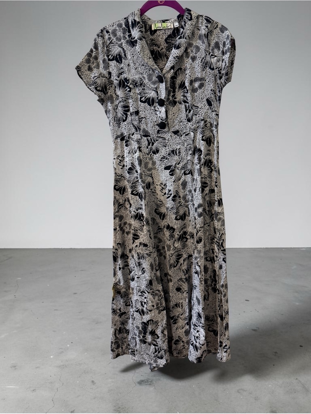 Loco Lindo Rayon Crepe 1940s Style Day Dress Black White Floral Sm/Med